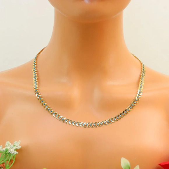 "New Beautiful Design Necklace Chain for Women/Girls, Gift, N652 - Picture 3 of 15